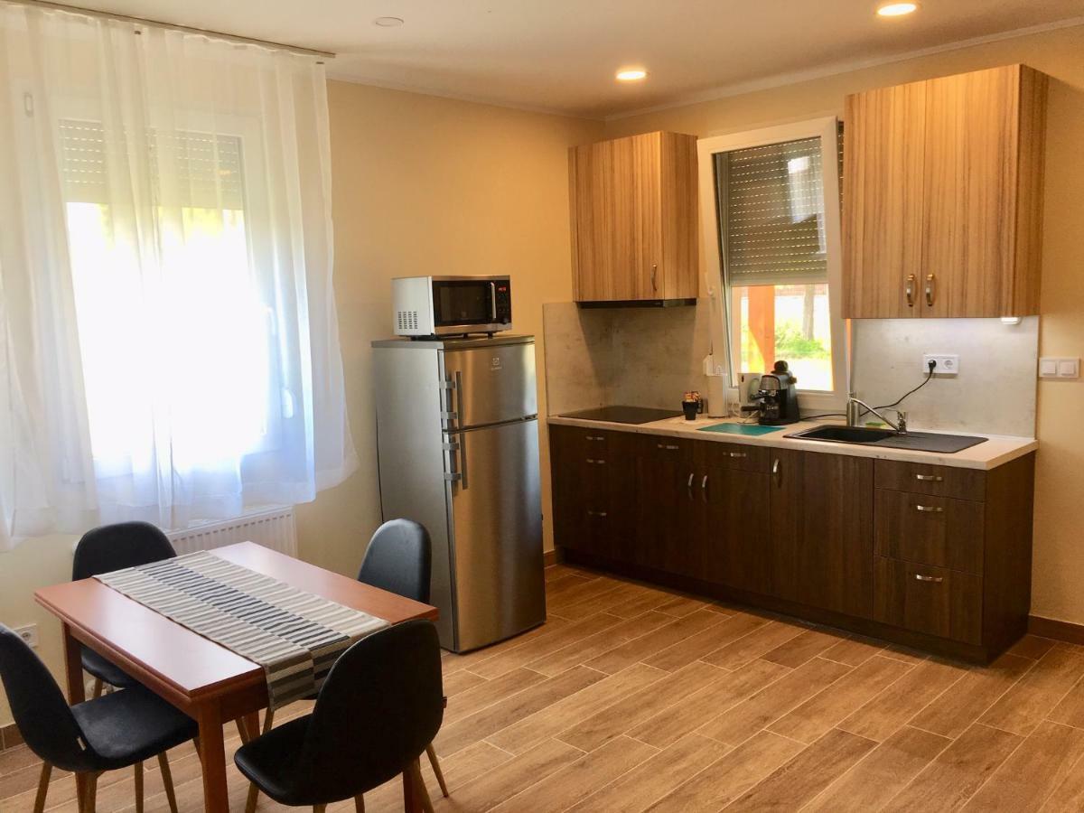 Вилла Konrad Apartman Балатонмариафюрдё Экстерьер фото