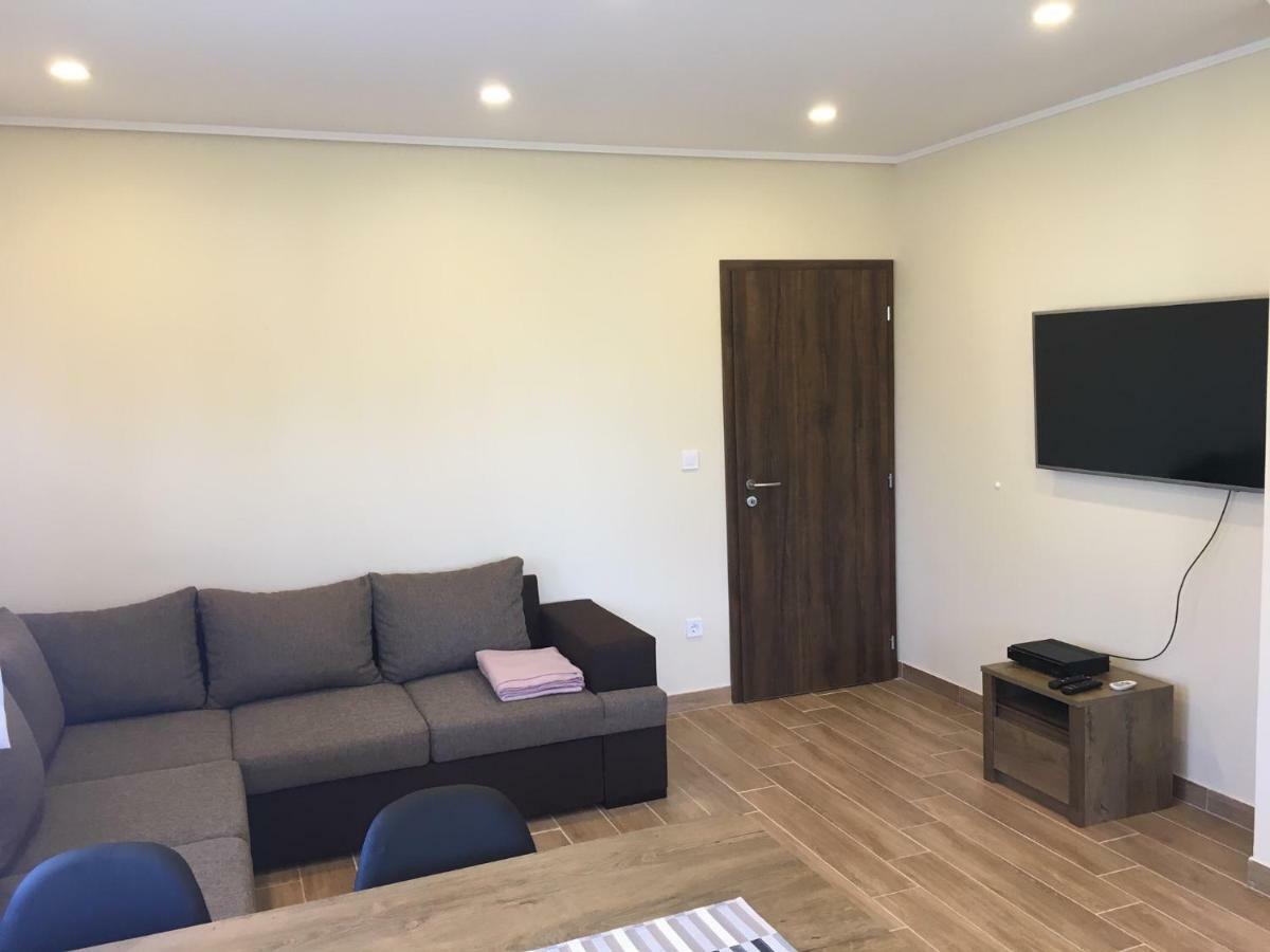 Вилла Konrad Apartman Балатонмариафюрдё Экстерьер фото
